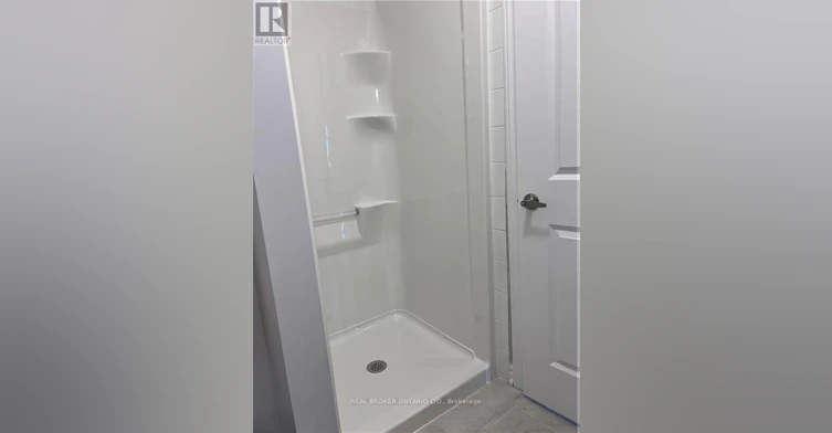 LEVEL-14 5672 Upper Dorchester Road, Niagara Falls, ON, L2G 4Y8 - 9