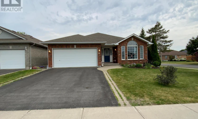 31 Hemlock Crescent