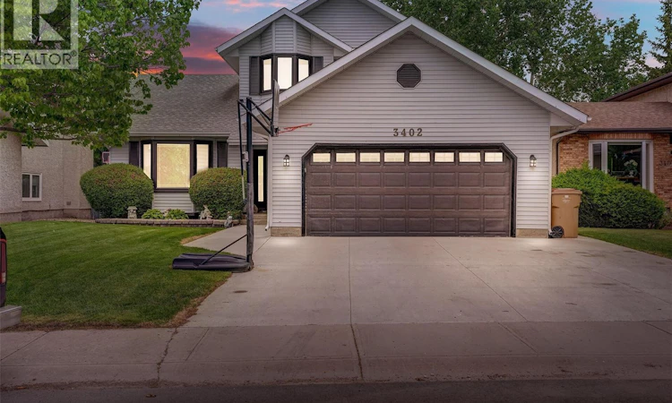3402 Phaneuf Crescent E