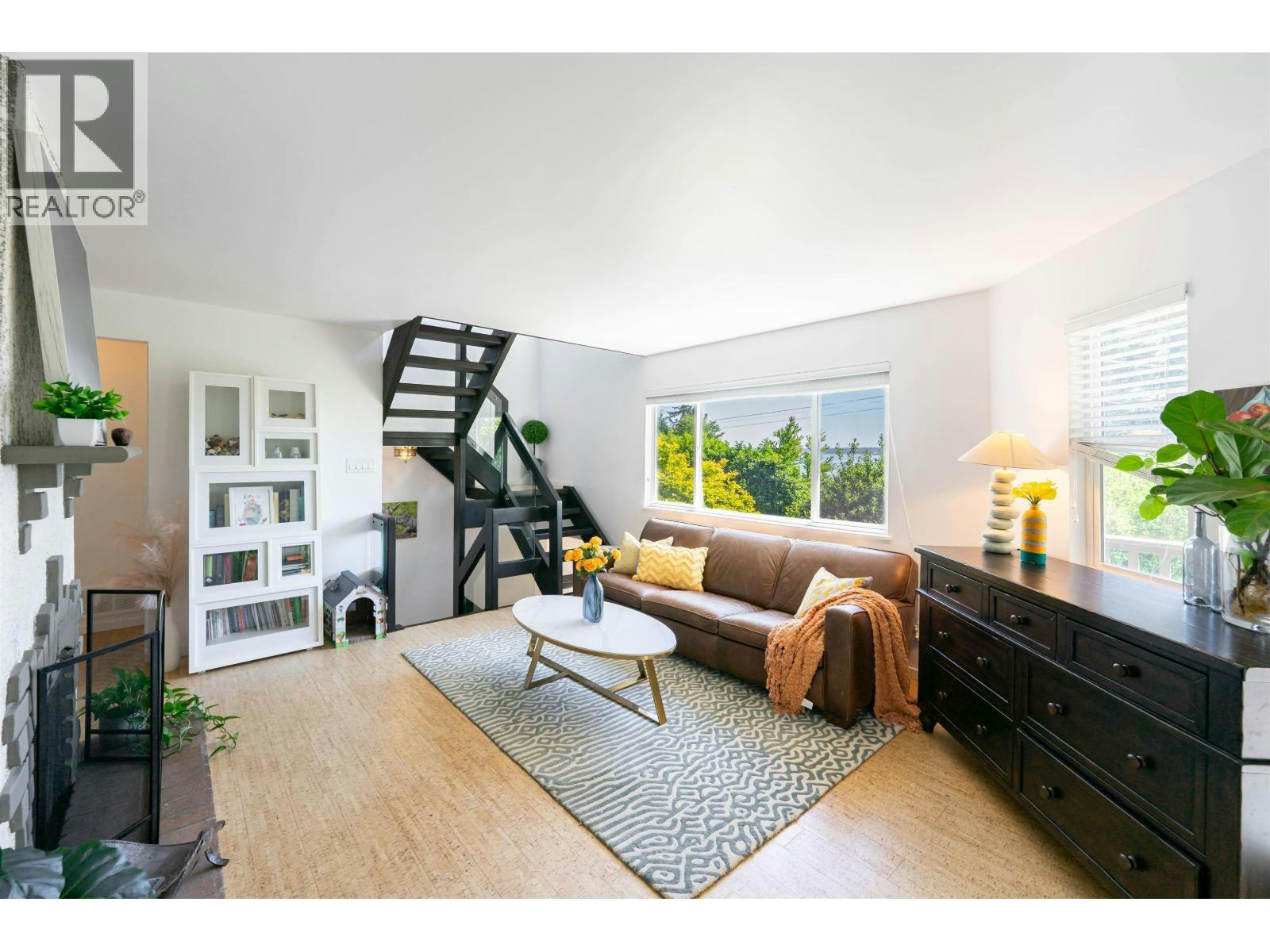 3341 Marine Drive, West Vancouver, BC, V7V 1M8