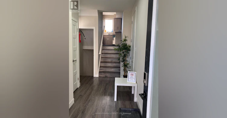 939-939 Village Square WEST, London, ON, N6H 5J9 - 5