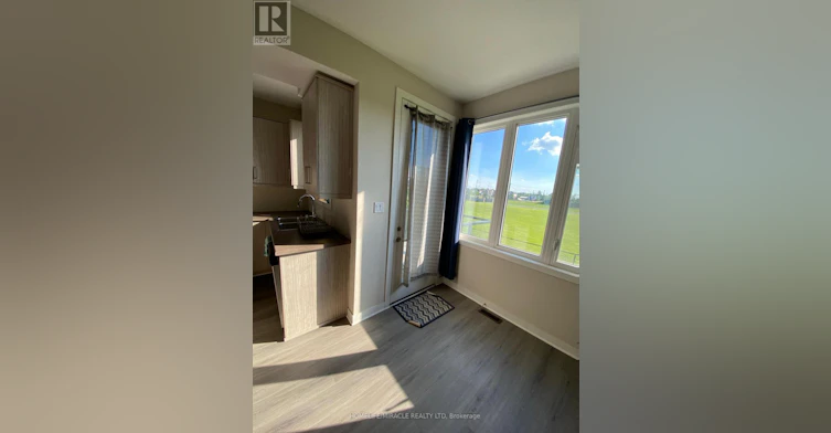 939-939 Village Square WEST, London, ON, N6H 5J9 - 11