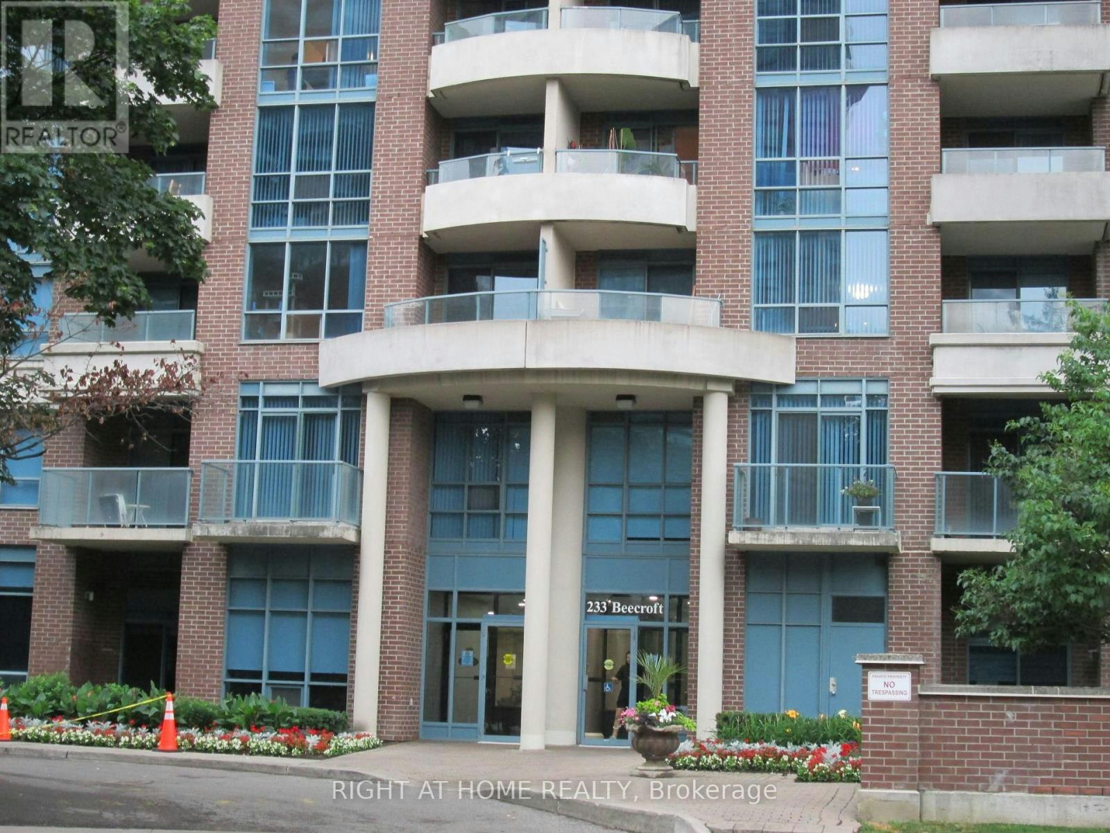 111-233 Beecroft Road, Toronto, ON, M2N 6Z9