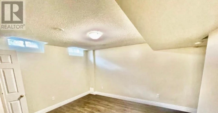 LOWER-11 Etienne Street, Toronto, ON, M1L 0A2 - 12