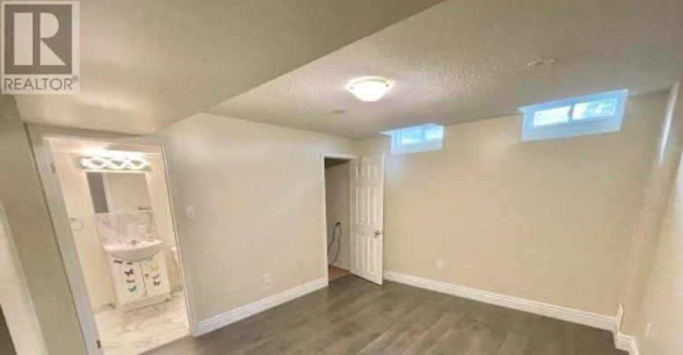 LOWER-11 Etienne Street, Toronto, ON, M1L 0A2 - 15