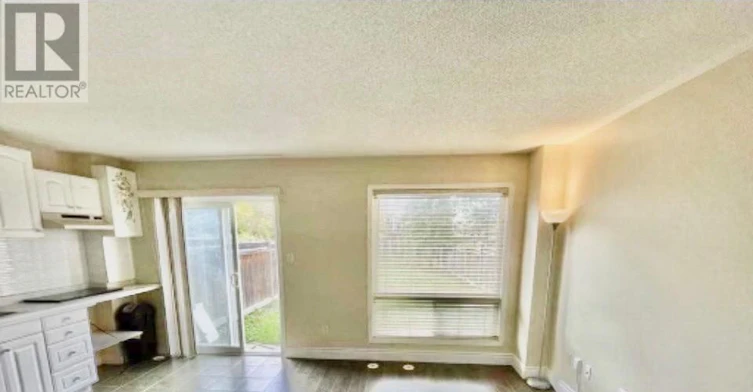 LOWER-11 Etienne Street, Toronto, ON, M1L 0A2 - 5