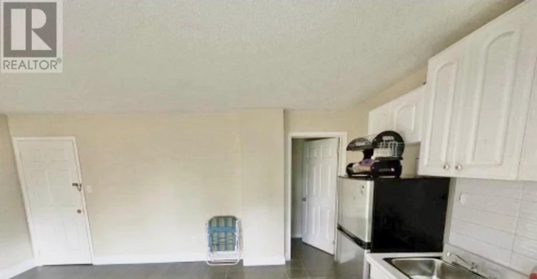 LOWER-11 Etienne Street, Toronto, ON, M1L 0A2 - 4