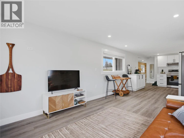 3P-3 Pluto Drive, Kamloops, BC, V2B 1A6 - 15