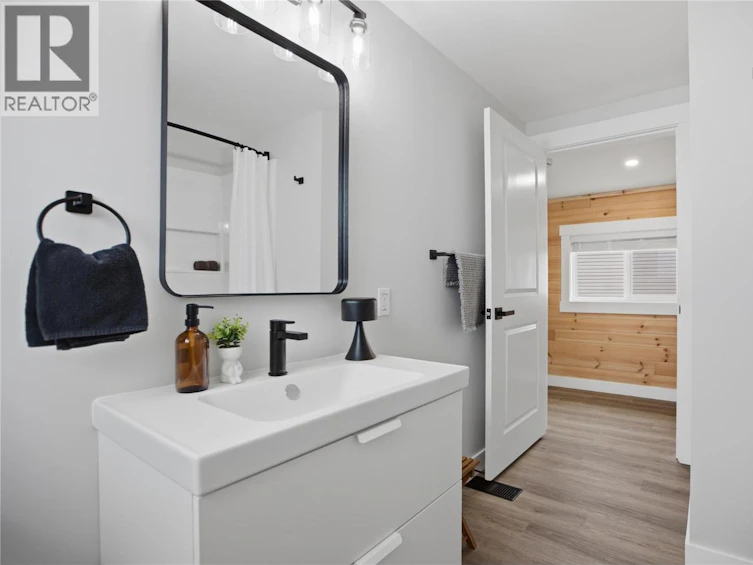 3P-3 Pluto Drive, Kamloops, BC, V2B 1A6 - 22