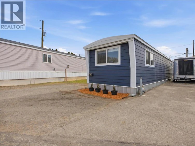 3P-3 Pluto Drive, Kamloops, BC, V2B 1A6 - 25