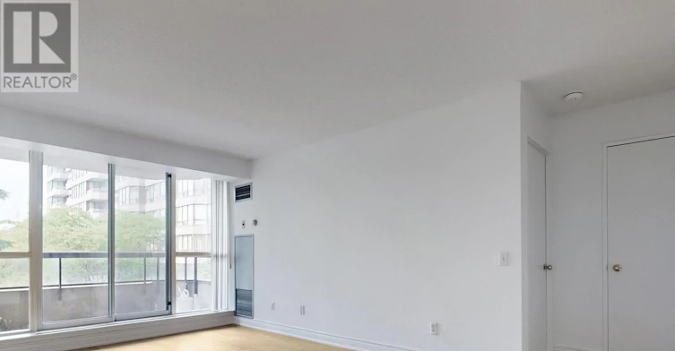 312-91 Townsgate Drive, Vaughan, ON, L4J 8E8 - 10