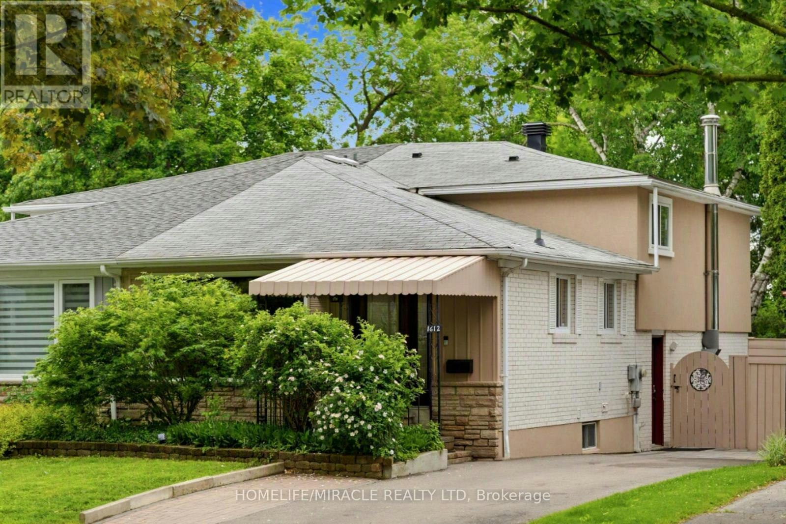 1612 Wavell Crescent, Mississauga, ON, L4X 1X1