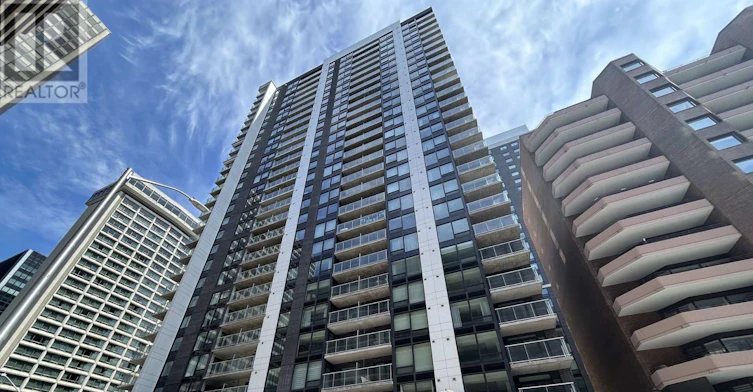 810-340 Queen Street, Ottawa, ON, K1R 0G1