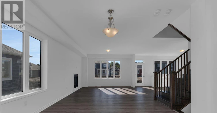1 Dyer Crescent, Bracebridge, ON, P1L 0A9 - 3