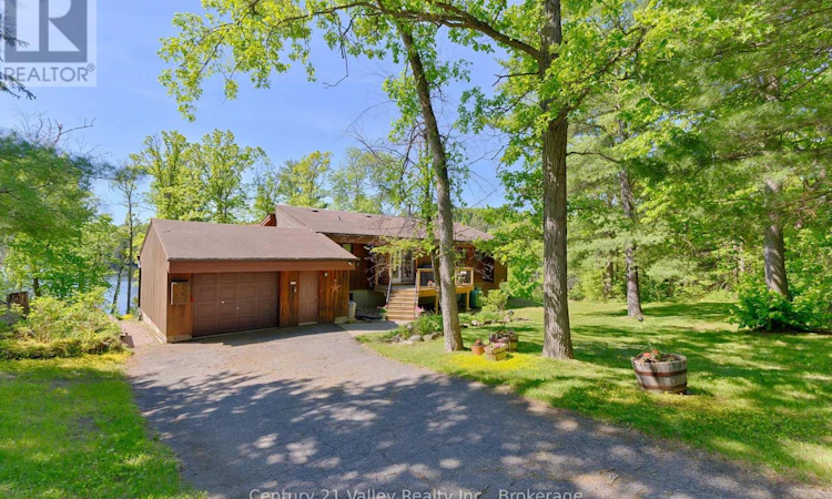 3233 Calabogie Road