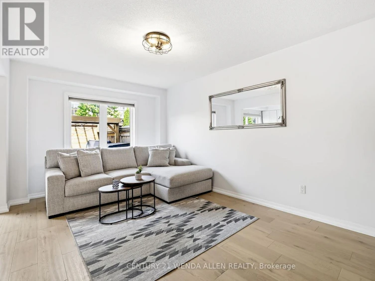 1821 Shelburne Street, Oshawa, ON, L1K 0T3 - 9