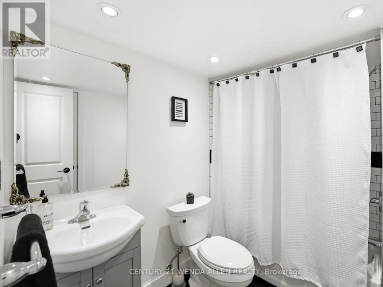1821 Shelburne Street, Oshawa, ON, L1K 0T3 - 33