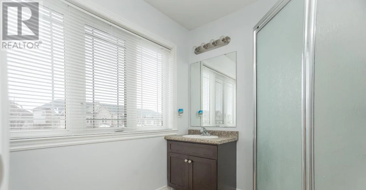 UPPER LEVEL-98 Highgate Drive, Hamilton, ON, L8J 2W9 - 8