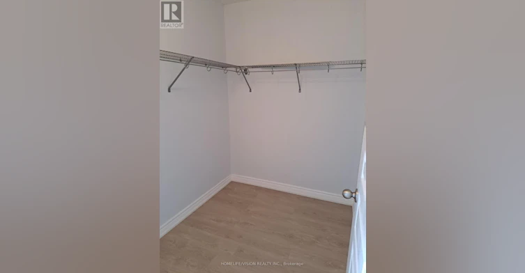 UPPER LEVEL-98 Highgate Drive, Hamilton, ON, L8J 2W9 - 7