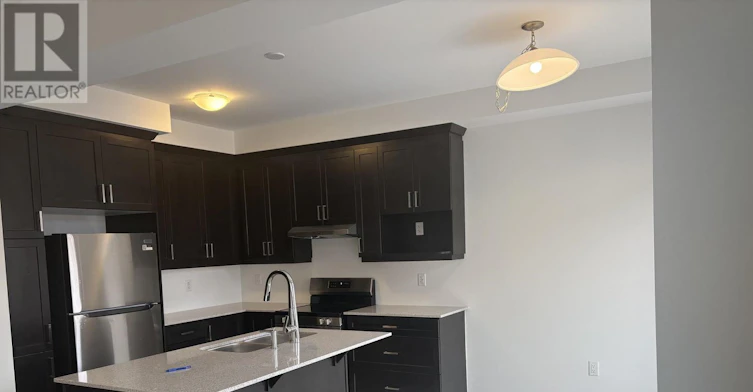 228 Greer Street, Barrie, ON, L9J 0B7 - 4