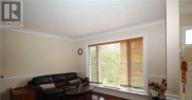 306 Osiris Drive, Richmond Hill, ON, L4C 2P5 - 4