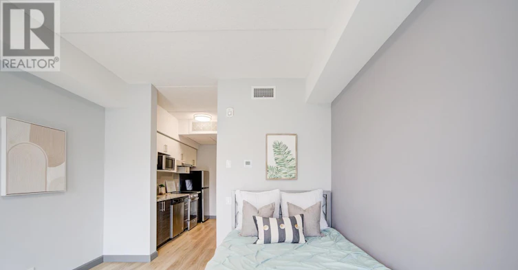 411-77 Leland Street, Hamilton, ON, L8S 3A1 - 9