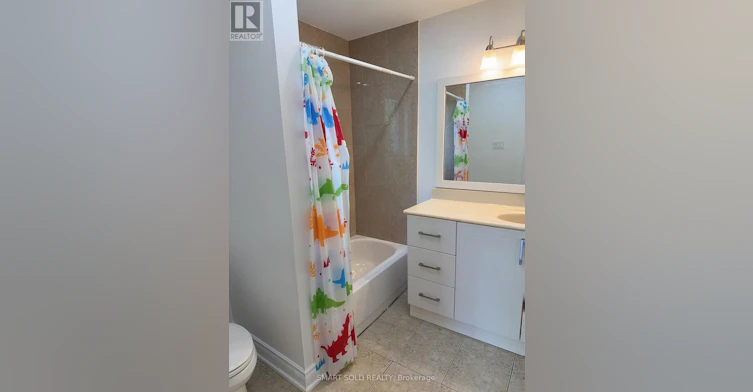1 Hammond Drive, Aurora, ON, L4G 2T8 - 15