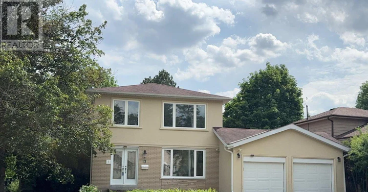 1 Hammond Drive, Aurora, ON, L4G 2T8