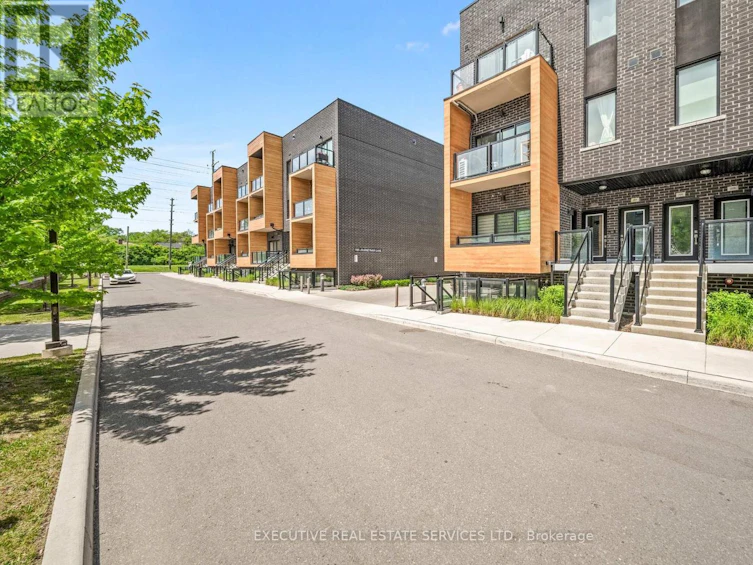 226-1145 Journeyman Lane, Mississauga, ON, L5J 0B5 - 5