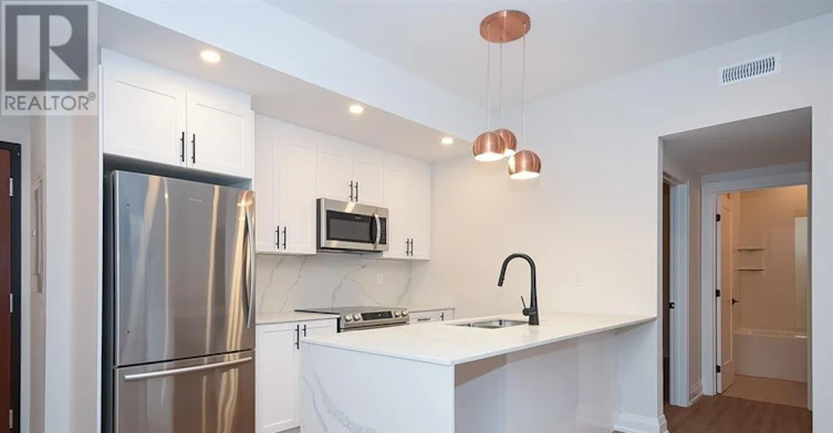 2-15 Monk Street, Ottawa, ON, K1S 3Y5 - 8
