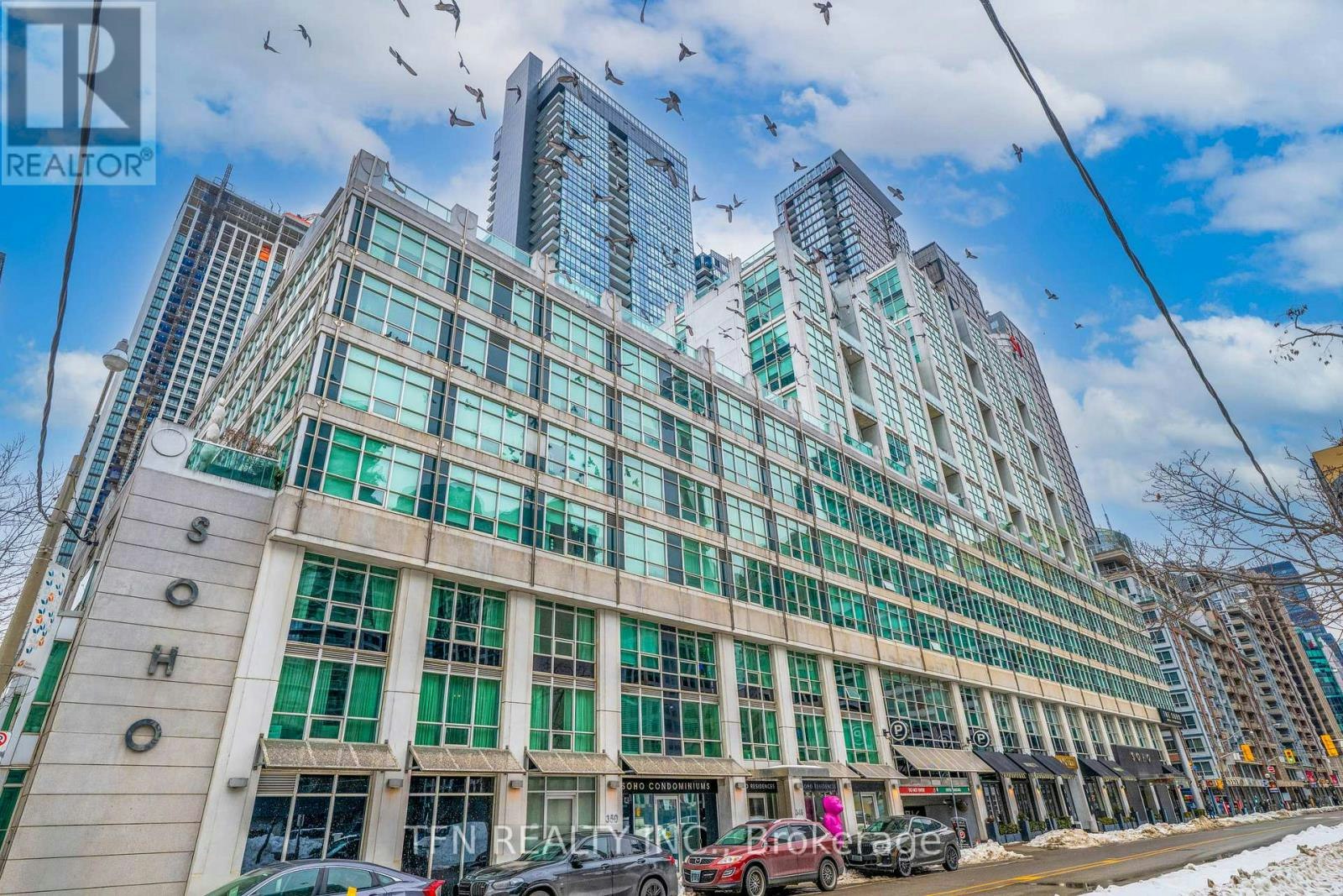 M22-350 Wellington Street W, Toronto, ON, M5V 3W9