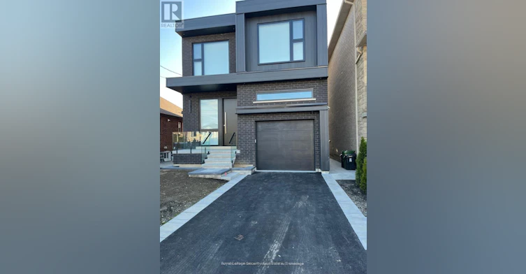 2-70 Chamberlain Avenue, Toronto, ON, M6E 4K1 - 19