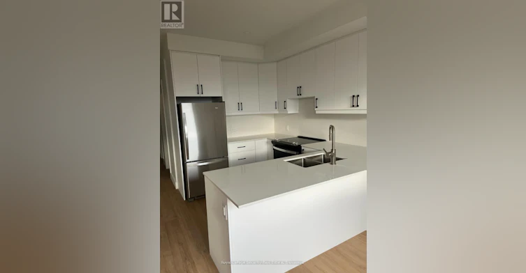 2-70 Chamberlain Avenue, Toronto, ON, M6E 4K1 - 4