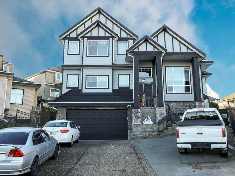 7171 151 Street, Surrey, BC, V3S 7Y8