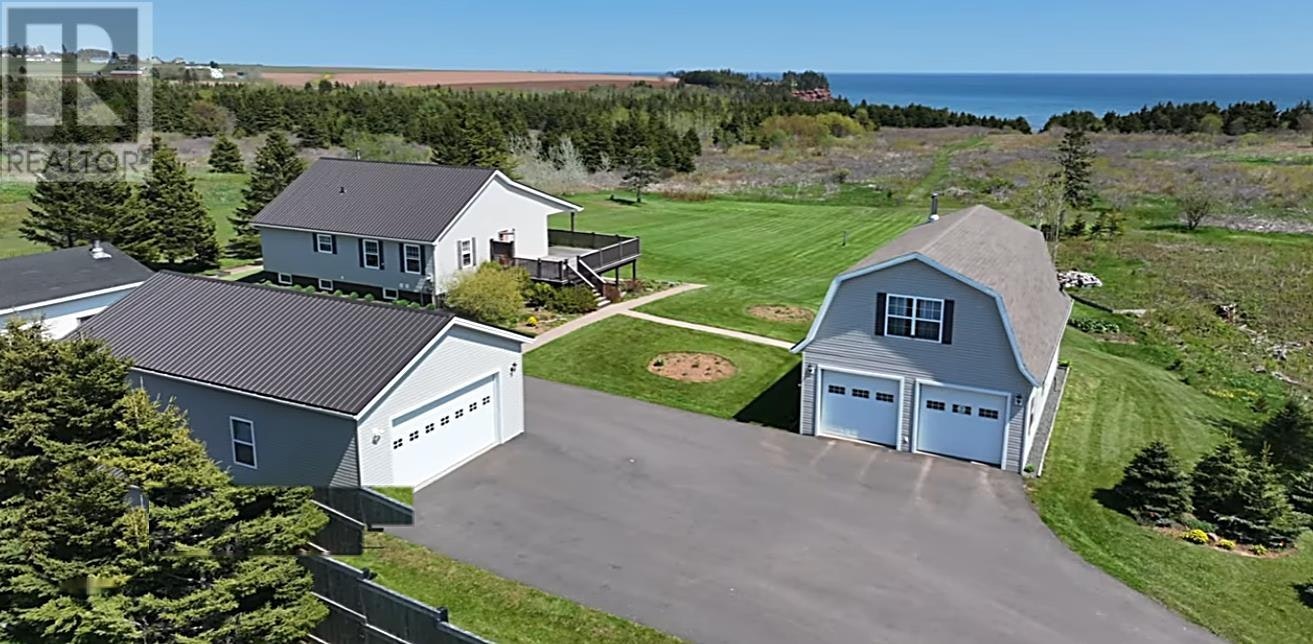 29 Macphee Avenue, Souris, PE, C0A 2B0