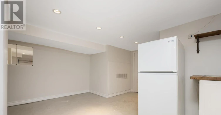 BSMT-16 Hallam Street, Toronto, ON, M6G 1W2 - 8