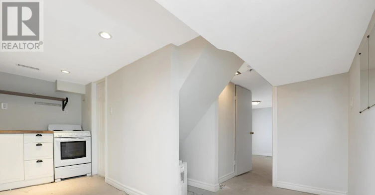 BSMT-16 Hallam Street, Toronto, ON, M6G 1W2 - 11