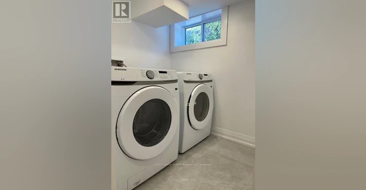 2-696 Holt Crescent, Ottawa, ON, K1G 2Y7 - 9