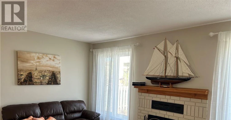 6417 Loire Drive, Ottawa, ON, K1C 3H1 - 7