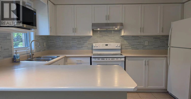 2-19 Skeens Lane, Toronto, ON, M8W 4Z5 - 8