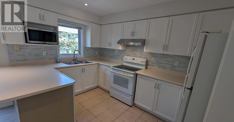 2-19 Skeens Lane, Toronto, ON, M8W 4Z5 - 9