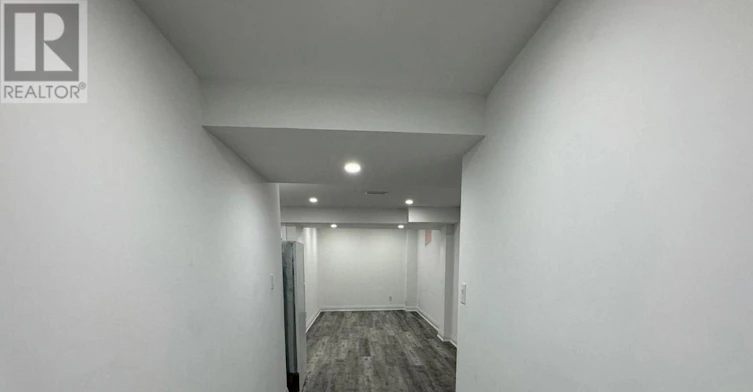 LOWER LEVEL-16 Napoleon Crescent, Brampton, ON, L6P 3K5 - 5