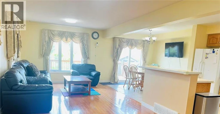 136 Hidden Creek Drive, Kitchener, ON, N2N 3N7 - 3