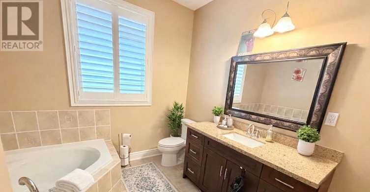 MAIN Floor Unit 1 Masters Lane, Wasaga Beach, ON, L9Z 1S9 - 8