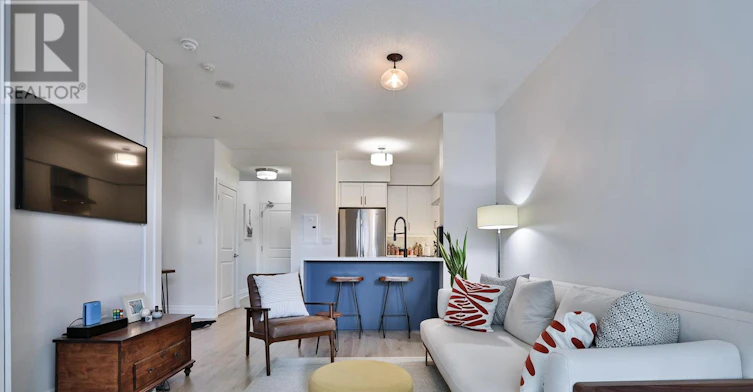 404-125 Western Battery Road, Toronto, ON, M6K 3R8 - 3