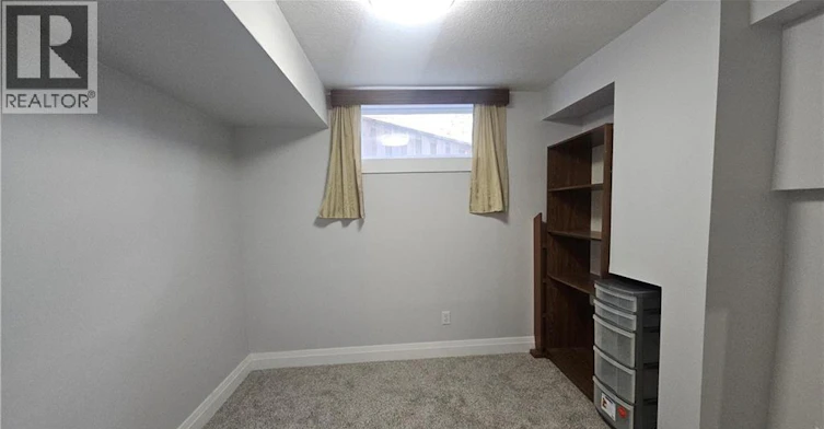 LOWER-10 Doll Court, Kitchener, ON, N2E 4H1 - 7
