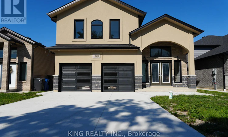 1224 Tourangeau Road