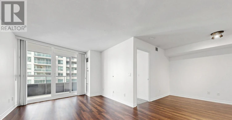 1012-19 Grand Trunk Crescent, Toronto, ON, M5J 3A3 - 6