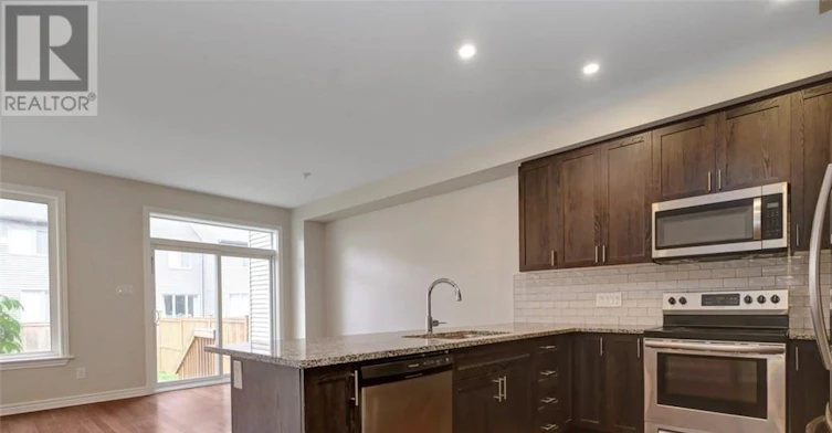 502 Muscari Street, Ottawa, ON, K1T 0S3 - 11