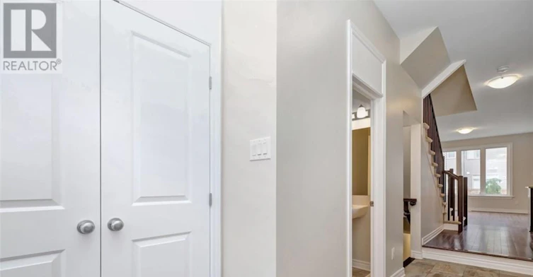 502 Muscari Street, Ottawa, ON, K1T 0S3 - 4